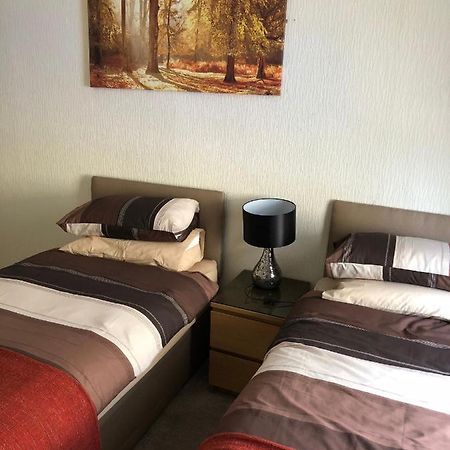 Wellington Tavern Accommodation Dewsbury Buitenkant foto