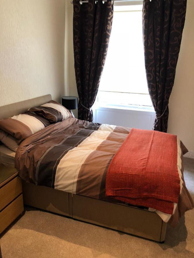 Wellington Tavern Accommodation Dewsbury Buitenkant foto